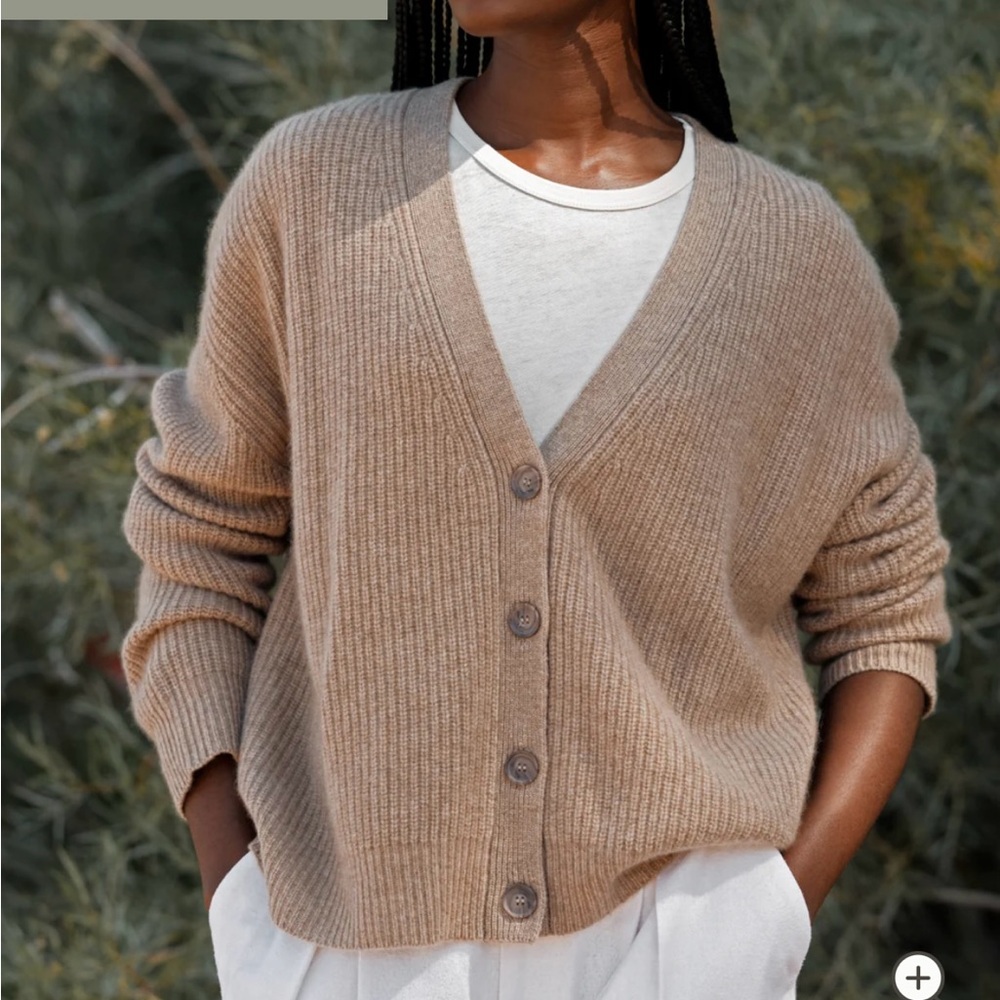 Jenni Kayne Beige Ribbed V-Neck Button Cardigan